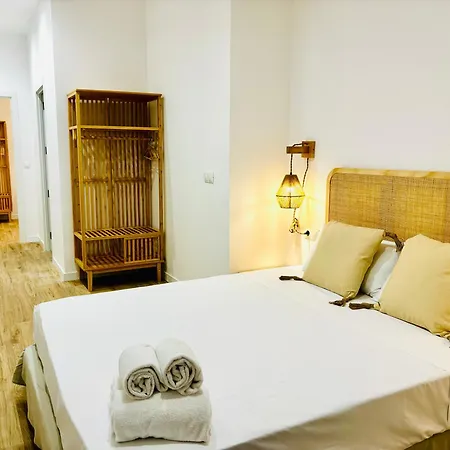 Travel Habitat Ruzafa Lofts Валенсия