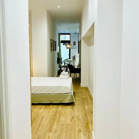 Travel Habitat Ruzafa Lofts * Валенсия
